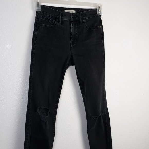 Madewell Women's Jeans Size 26 Black 9" High Riser Skinny Distressed Raw Hem - Picture 2 of 16